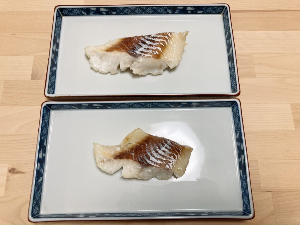 焼いた真たらが入っている四角いお皿